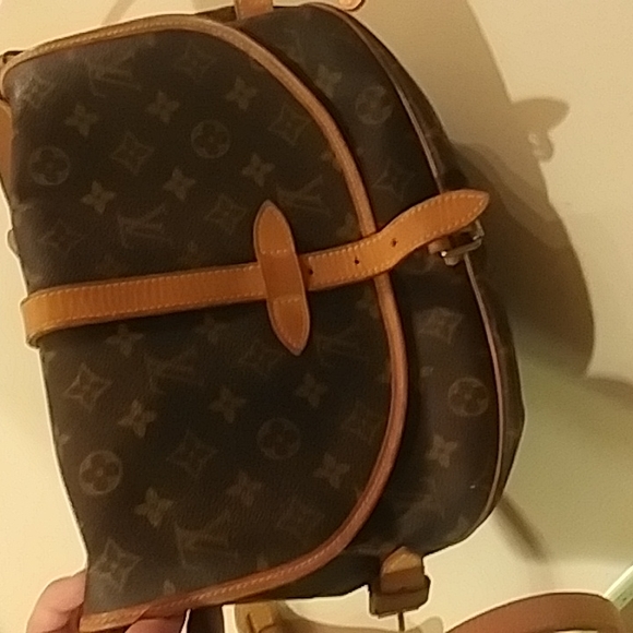 Authentic louis vuitton bag - Picture 4 of 16